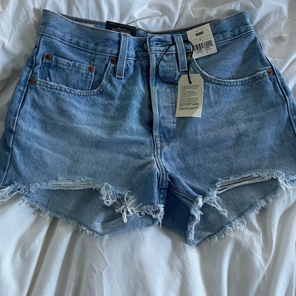 NWT LEVI 501 JEAN SHORT SHORTS HIGH WAIST CUT OFF SHORTS